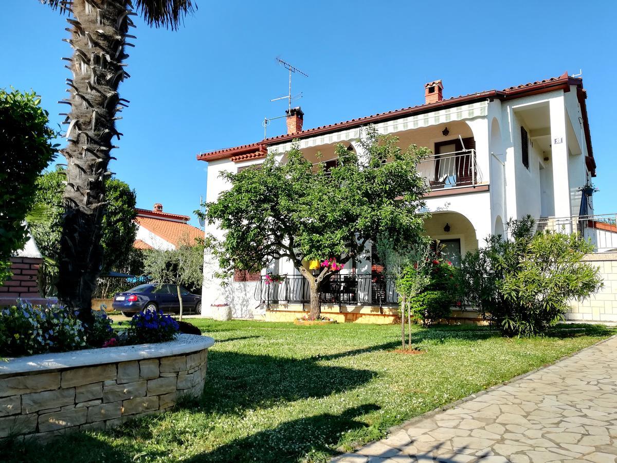 Nina * Poreč